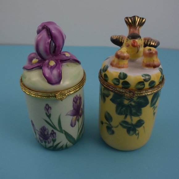 2 Bombay Hinged Candle Holders Trinket Boxes Blue Iris & Bird w Babies LIKE NEW! - Picture 1 of 15